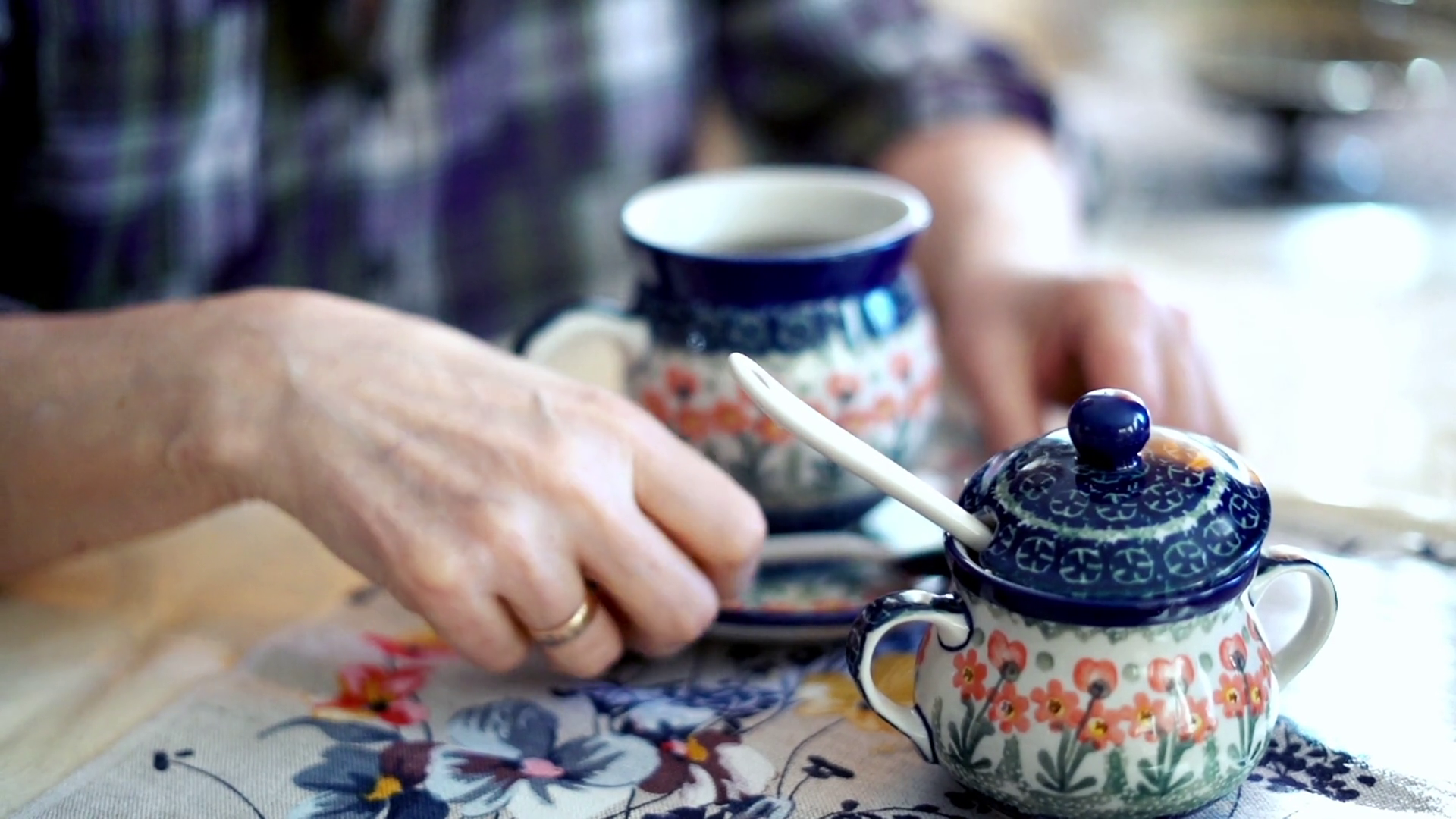 Female Hand Adding Sugar To Cup Mixing Tea Stock Footage SBV-327856897 ...