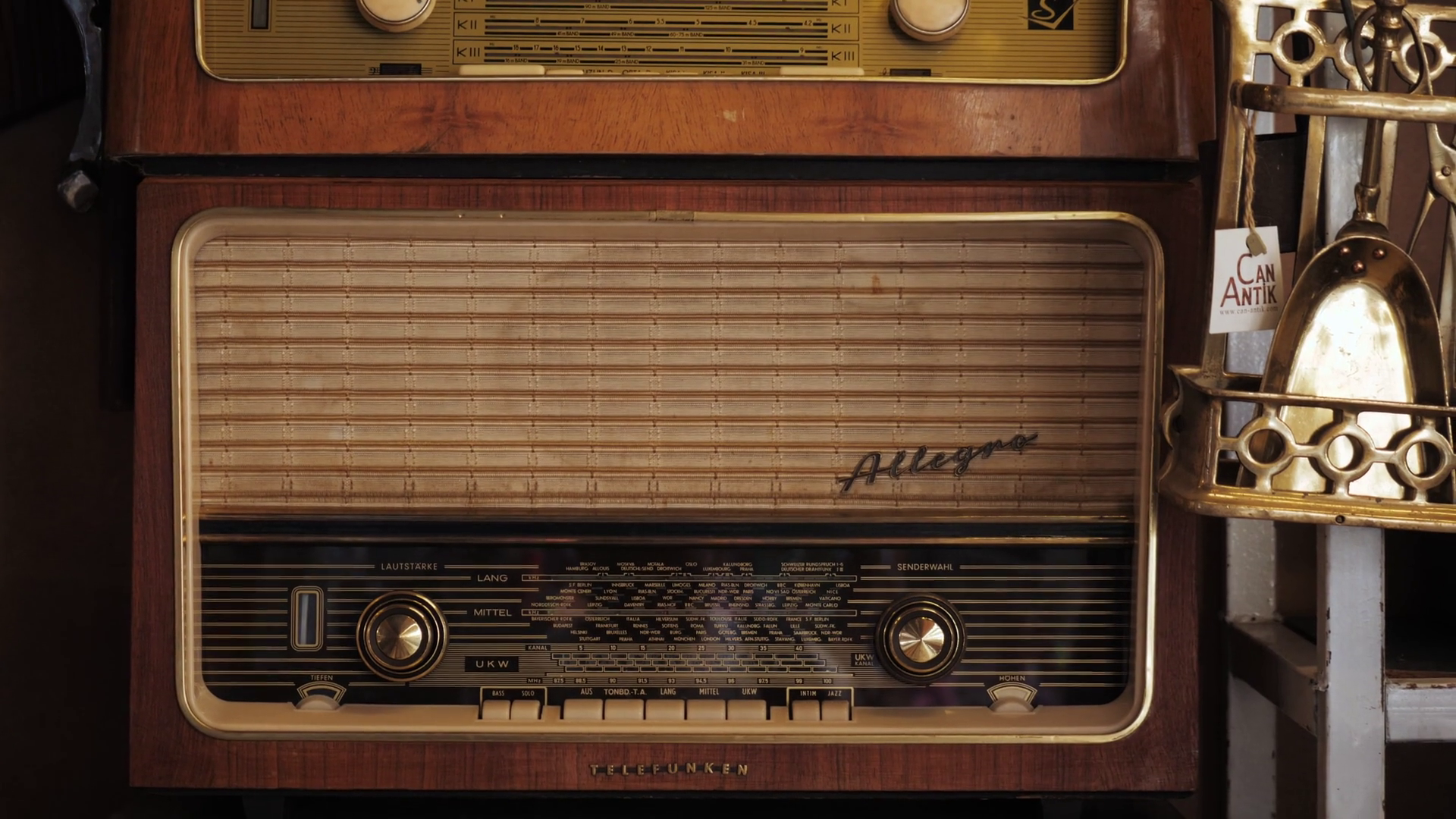 Retro Broadcast Radio Receiver On Wooden Stock Footage SBV-348876707 ...