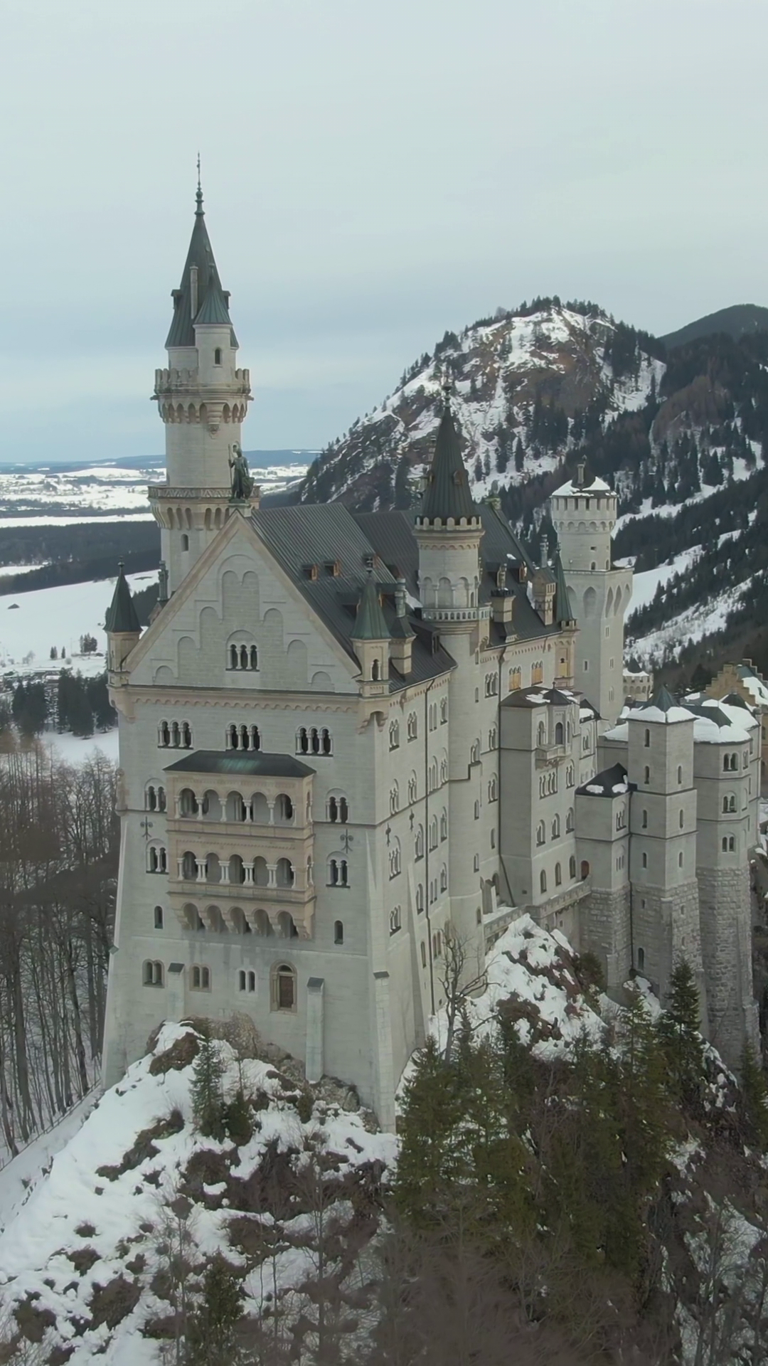 Neuschwanstein Castle In Winter Day Stock Footage SBV-353037827 ...