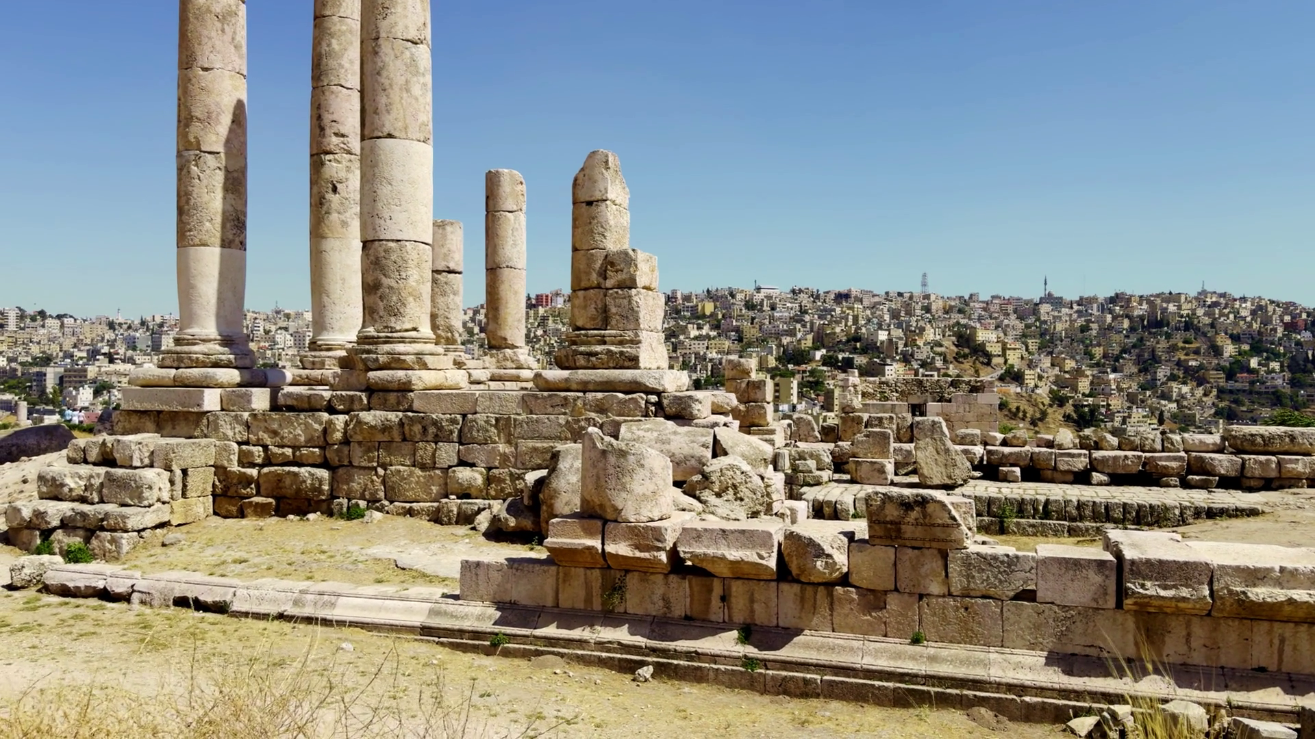 The Ancient Roman Ruins In Jordans Capital Stock Footage SBV-349208955 ...