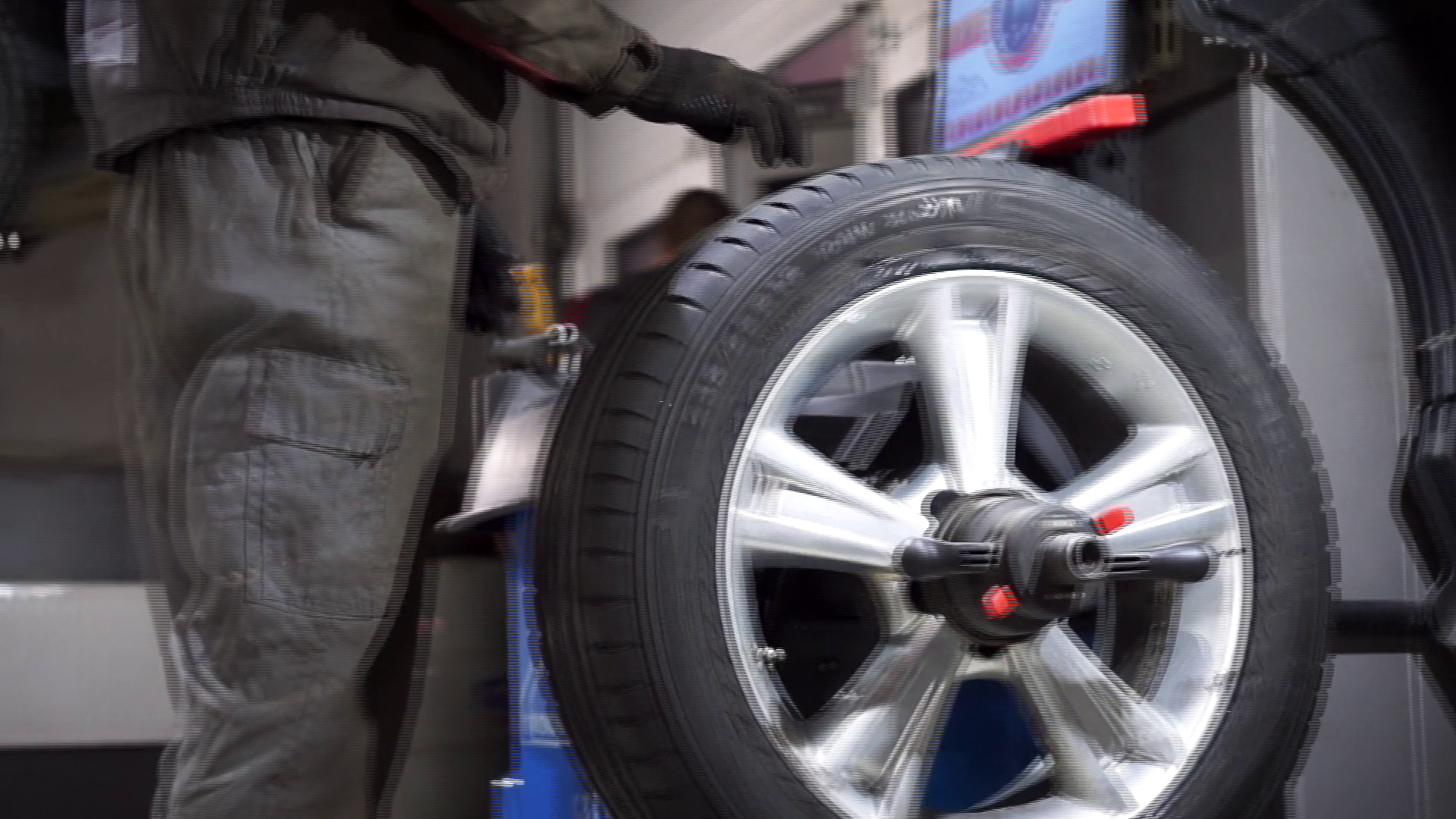 Tyre Rotation At Balance Machine Tire Stock Footage SBV-351748694 ...