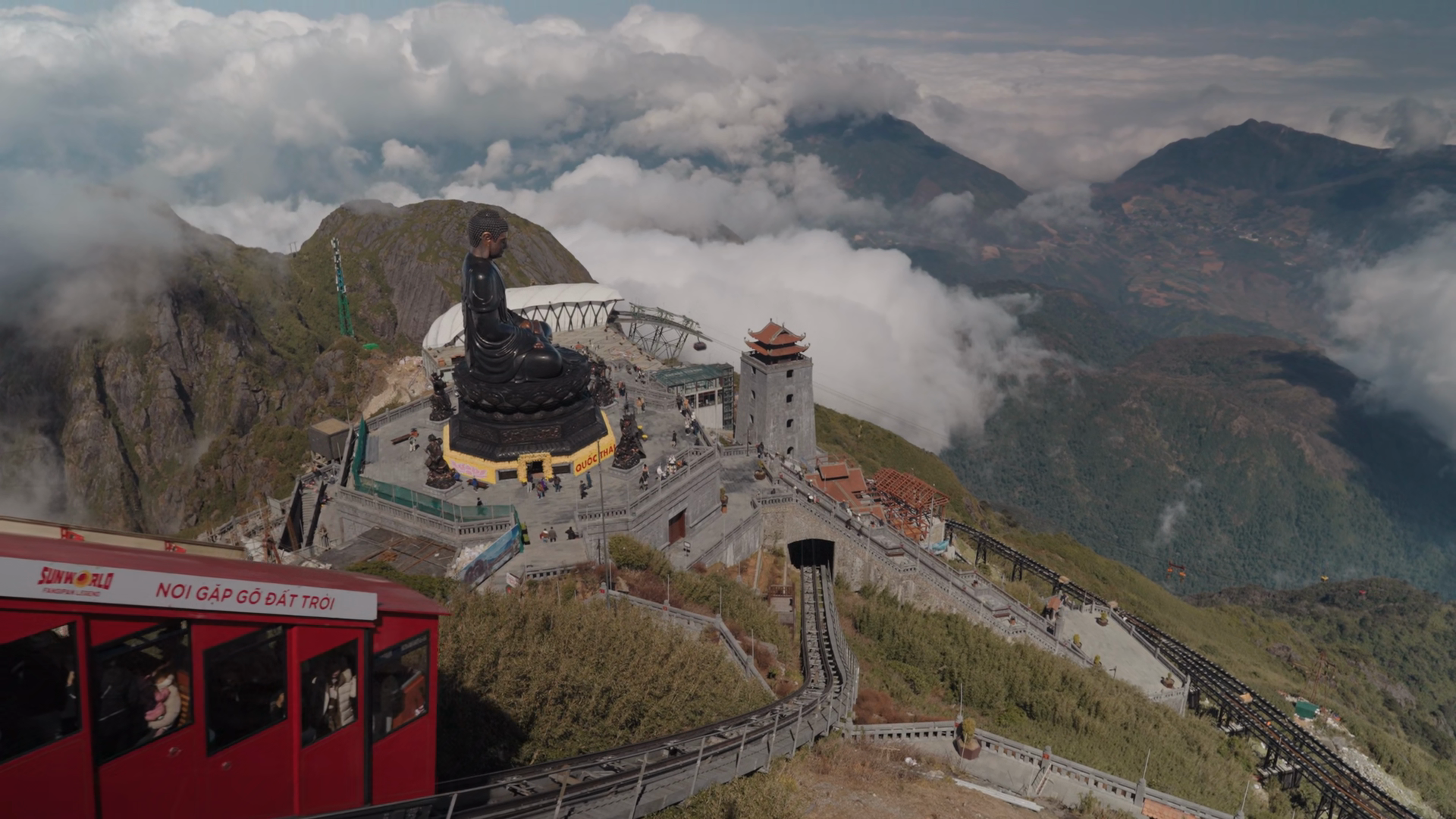 A Red Funicular Train Arrives At Fansipan Stock Footage SBV-353963372 ...