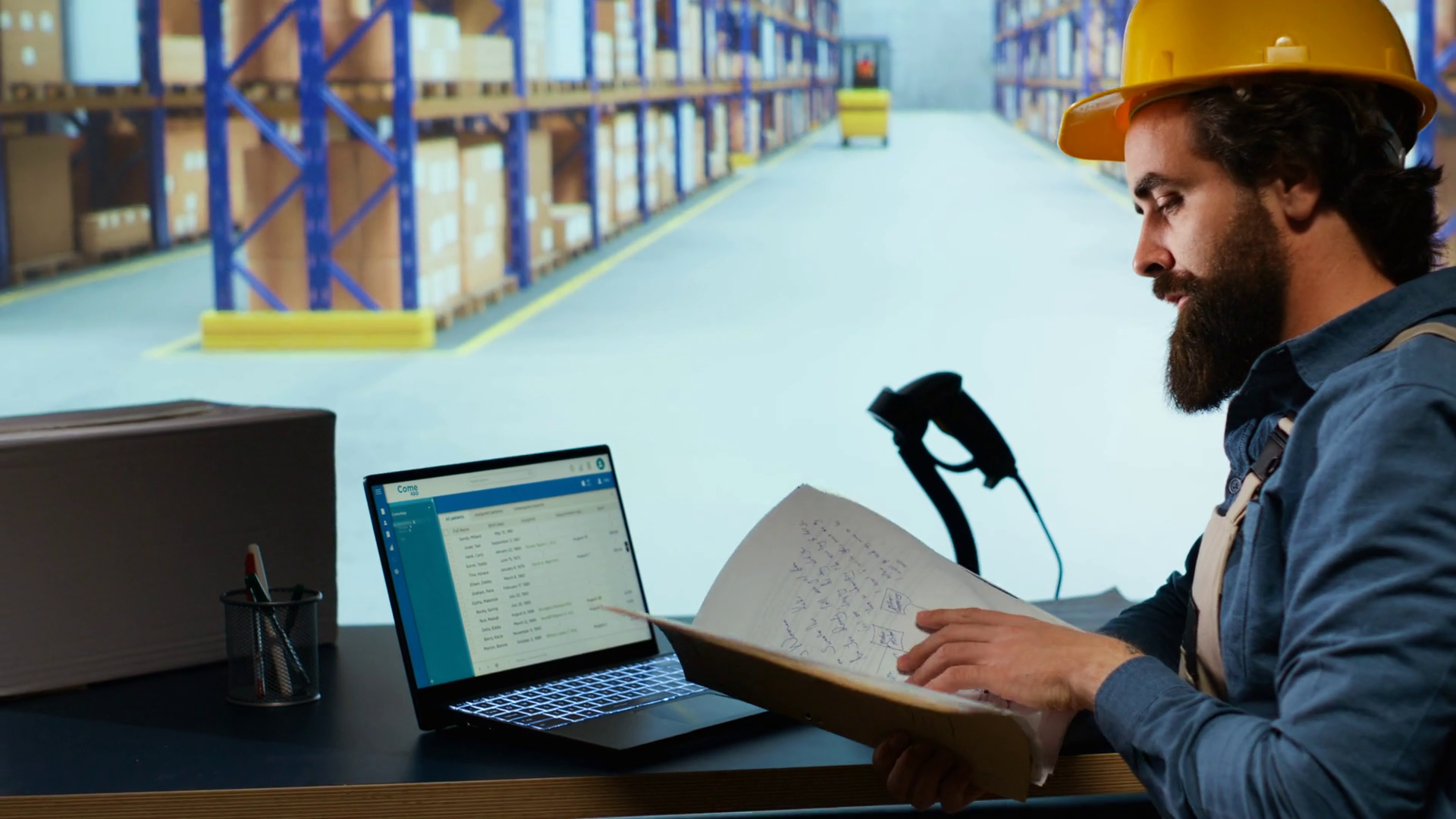 Export Manager Creating Invoice Cargo Stock Footage SBV-348686724 ...