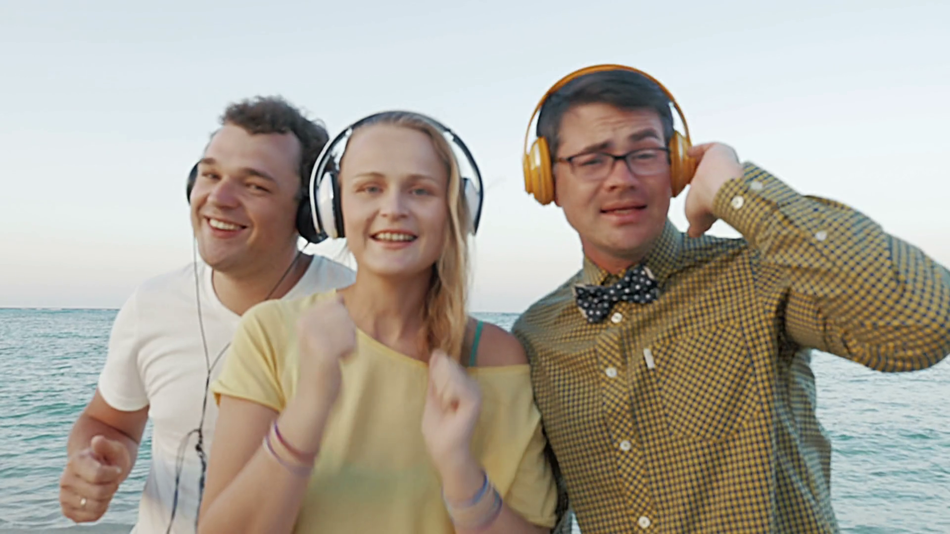 Young People Dancing Sea Enjoying Music Stock Footage SBV-308436818 ...