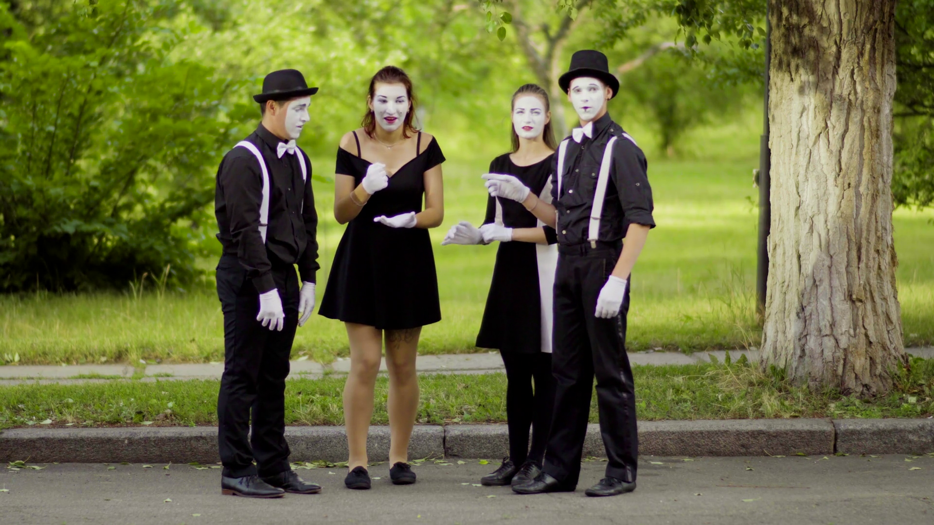 rock paper scissors green dress full video Mimes play in the park گند افغانی