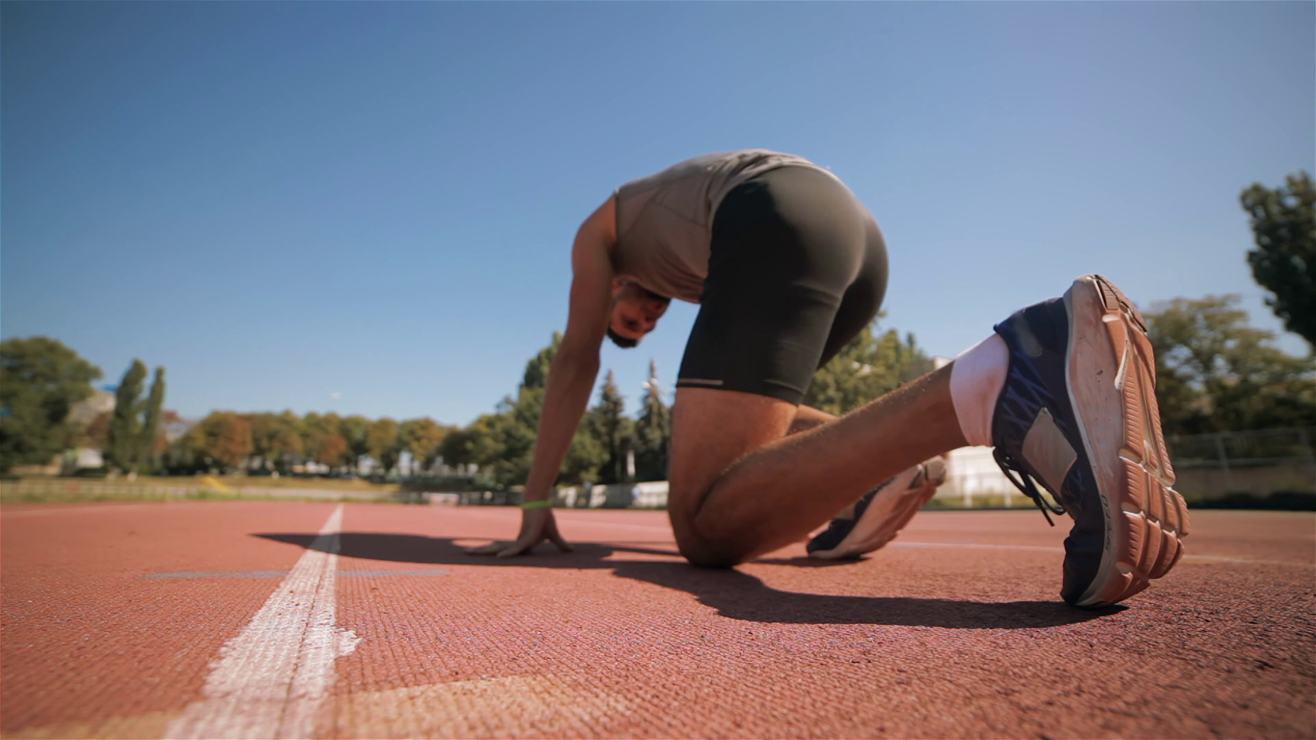 Male Athlet Is In Set Position At Start Of Stock Footage SBV-348433720 ...