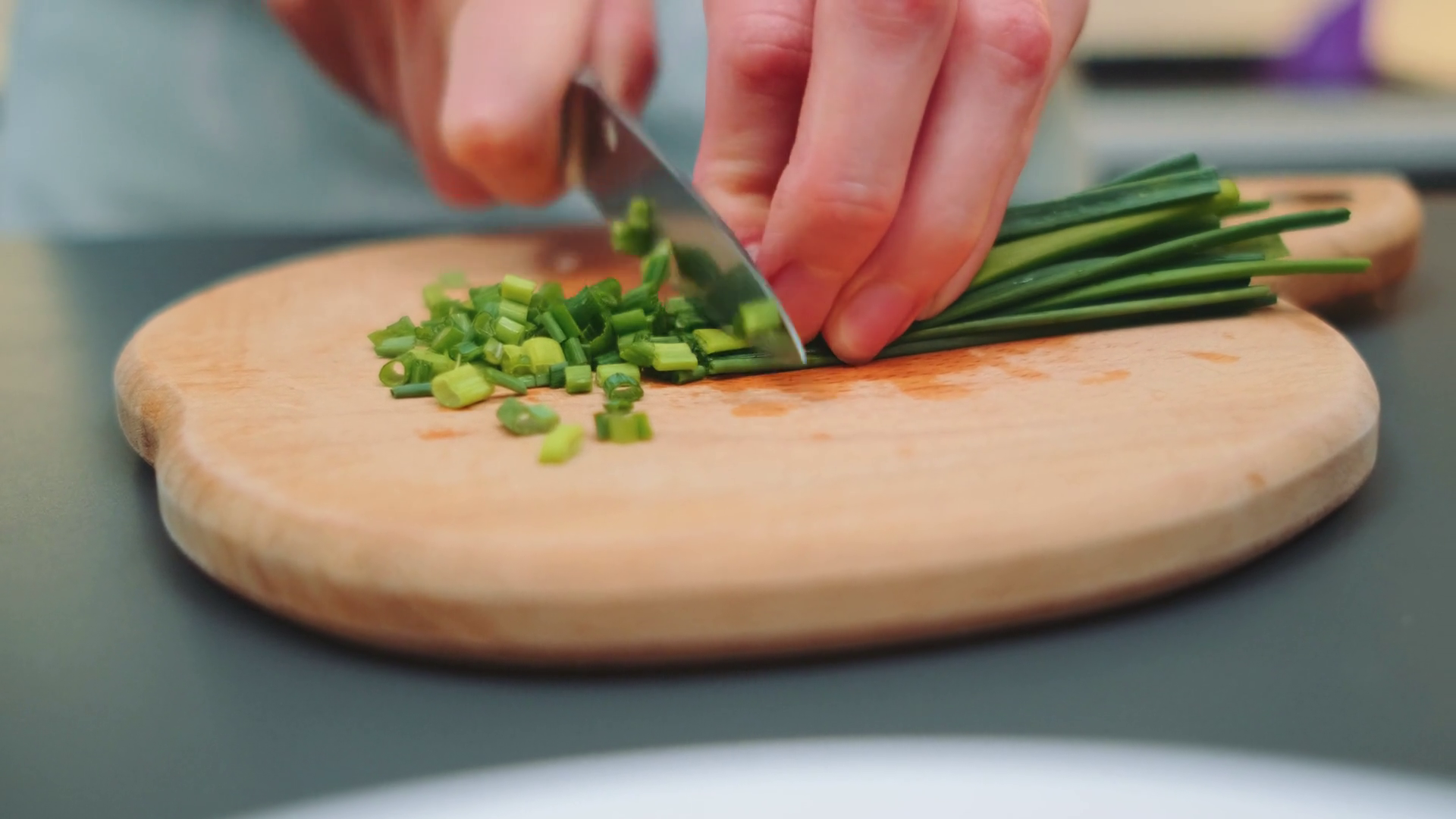 Female Hands Finely Chop Green Onions With Stock Footage SBV-348485005 ...