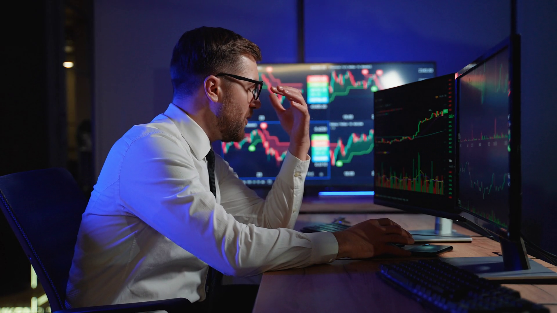 Stressed Cryptocurrency Trader Look At Stock Footage SBV-352995756 ...