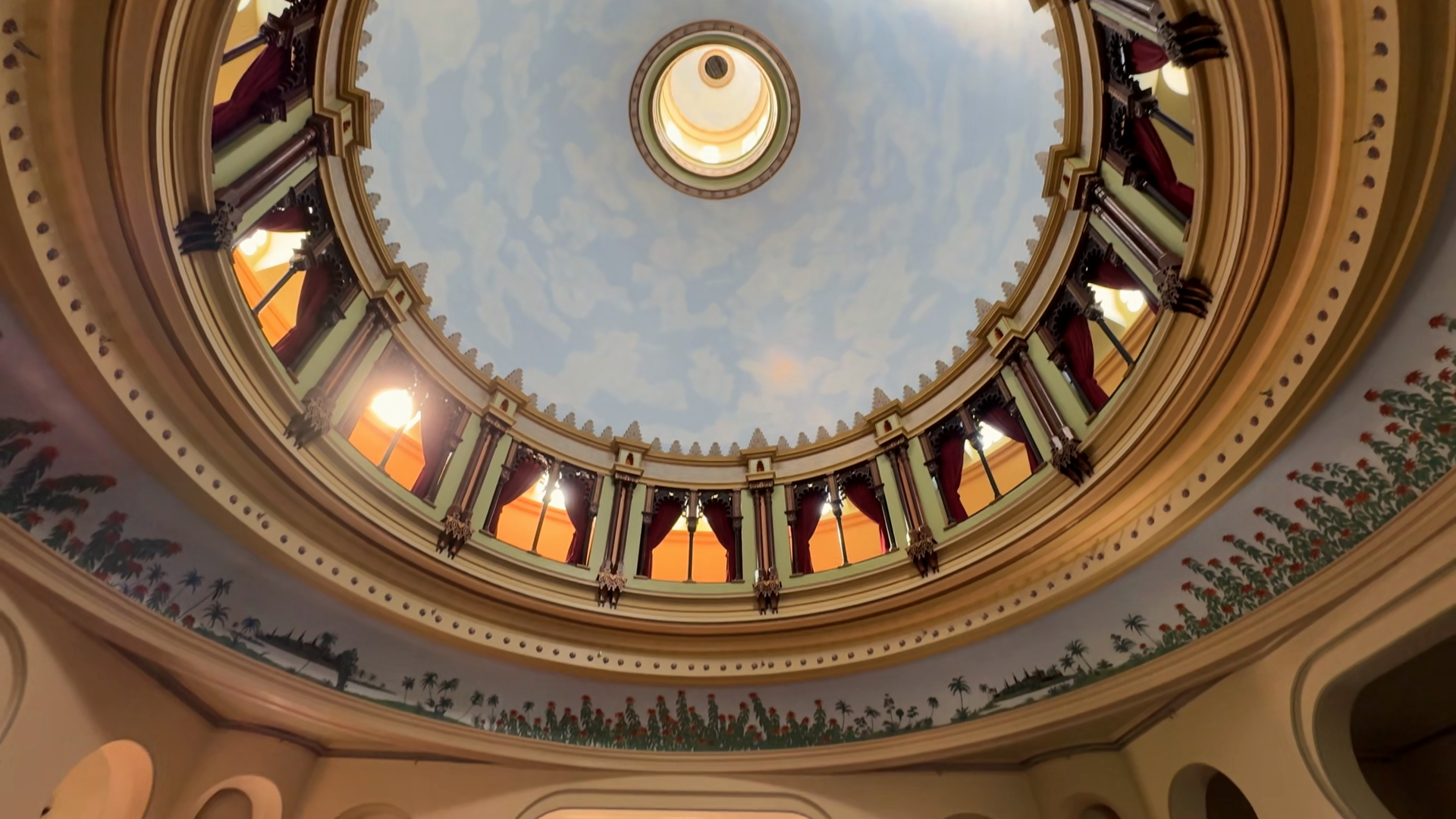 A Circular Rotunda Ceiling Features Oculus Stock Footage SBV-353669751 ...