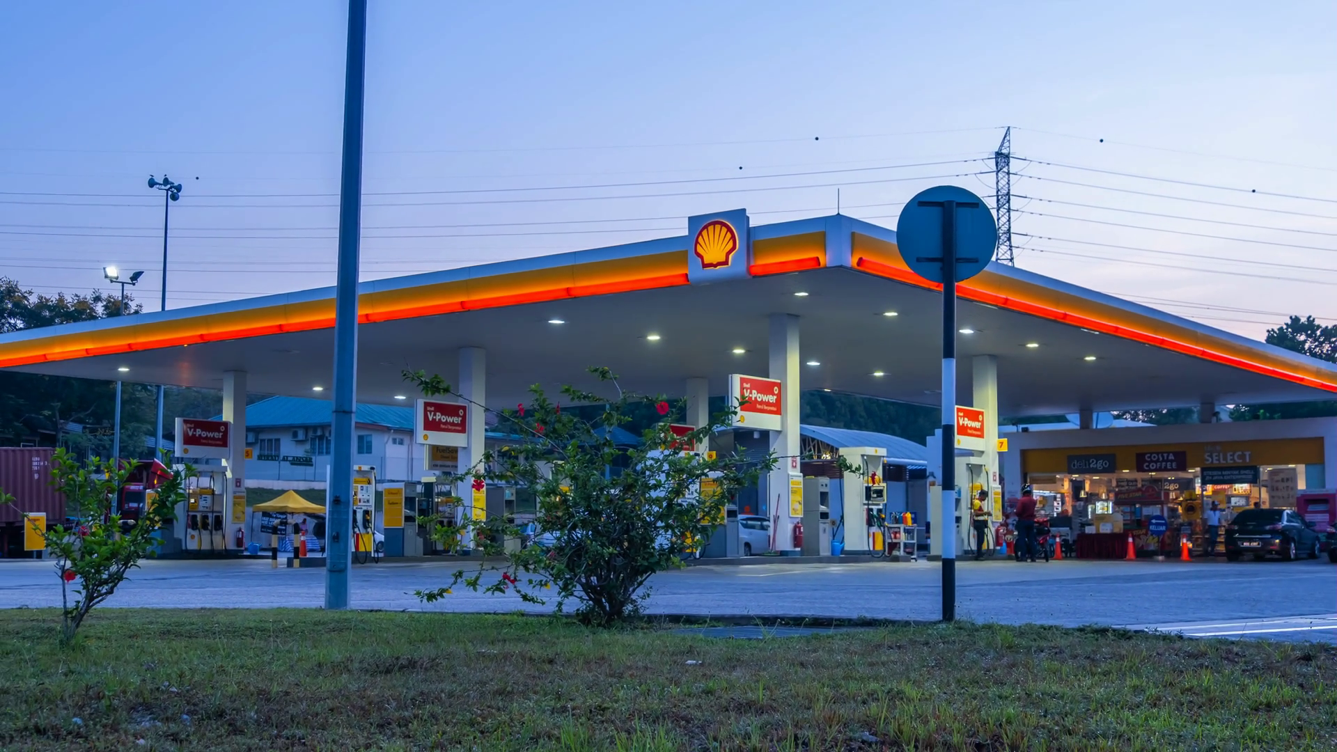 Time Lapse Of Shell Petrol Service Station Stock Footage SBV-338120809 ...