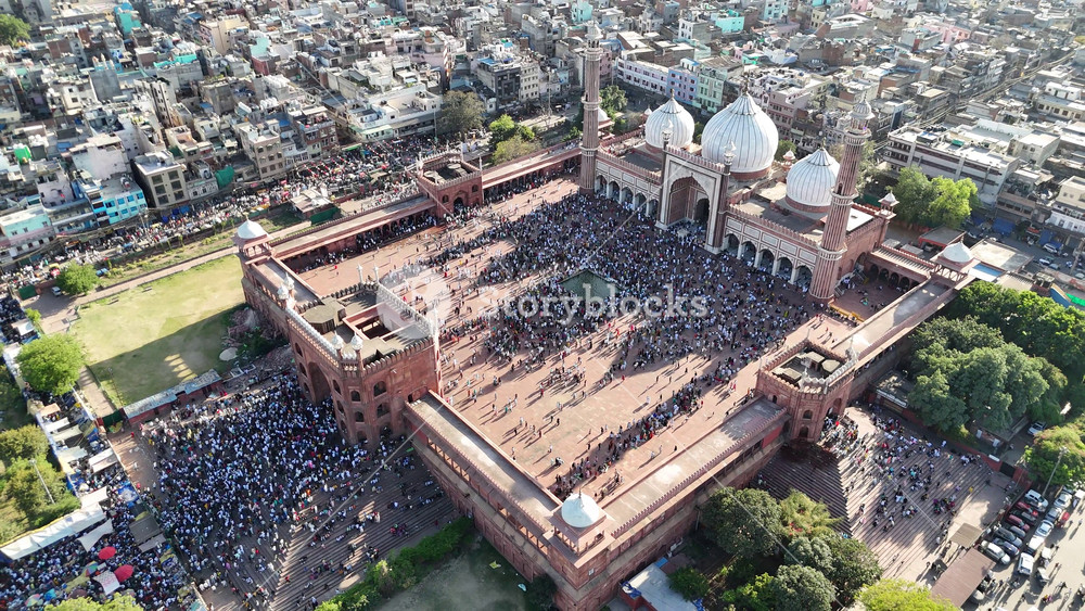 4k Aerial Drone footage of Jama Masjid a mosque in old Delhi capiital of India during Ramdan 2025 chandi chowk chawari bazar near red fort