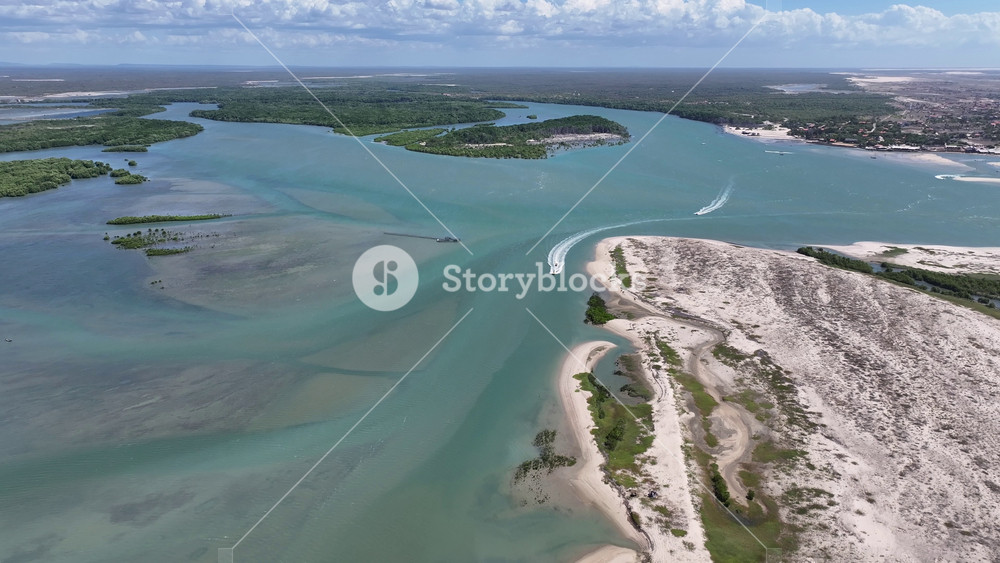 Barra Grande Beach At Cajueiro Da Praia In Piaui Brazil. Beach Landscape. Nature Seascape. Vacations Destination. Barra Grande Beach At Cajueiro Da Praia In Piaui Brazil. Summer Travel.