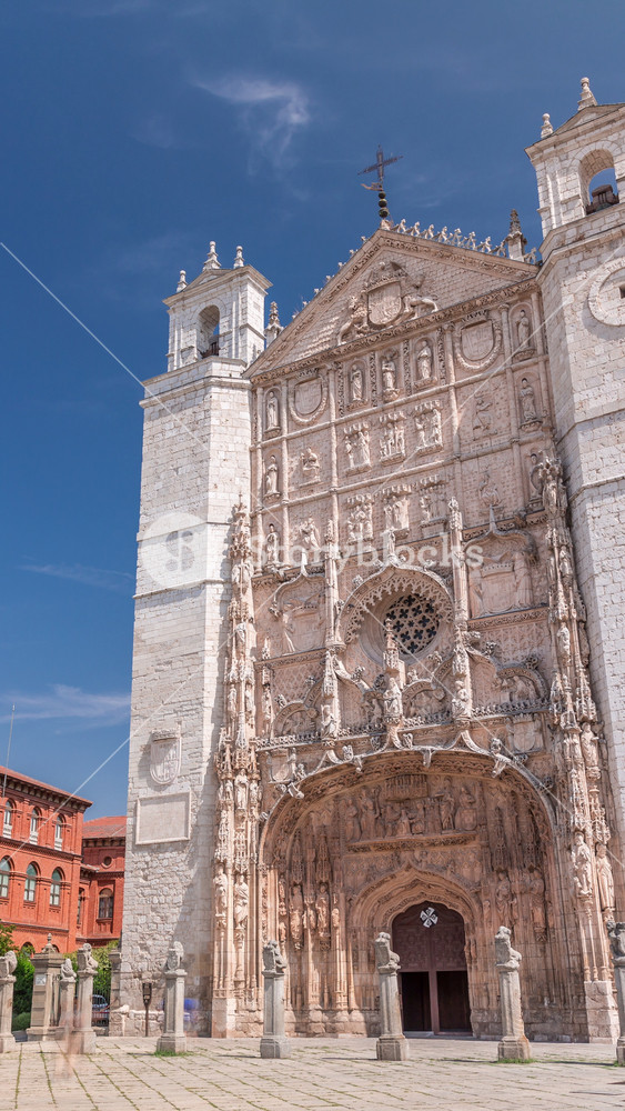 The historic San Pablo Church in Valladolid timelapse, showcasing its intricate facade, rose window, entrance portal and twin towers. A