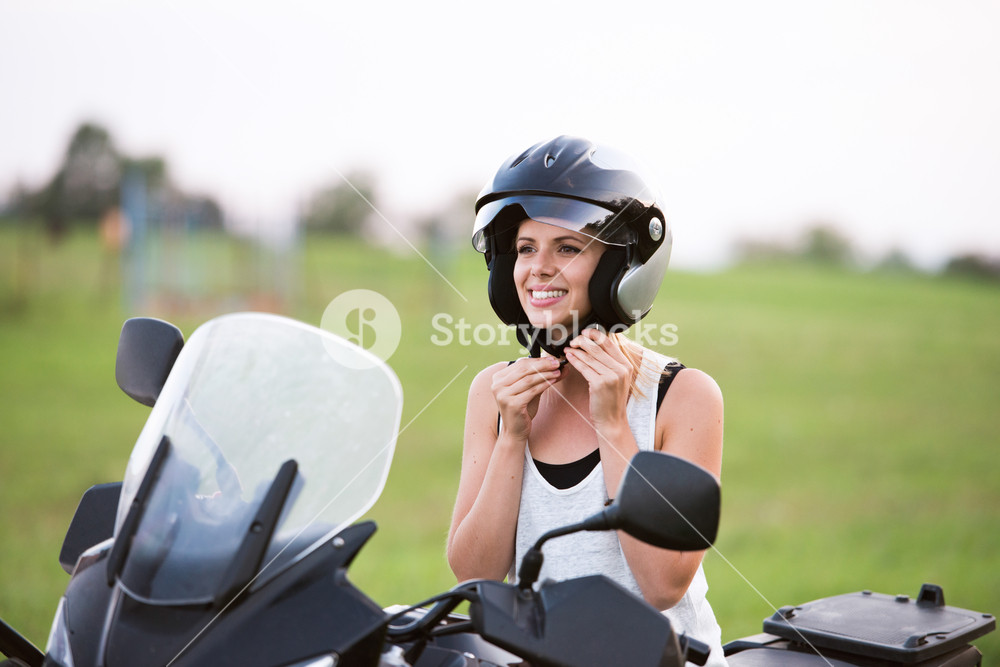 dot motorcycle bluetooth helmet Bluetooth Full Face Motorcycle Helmet  DOT Certified